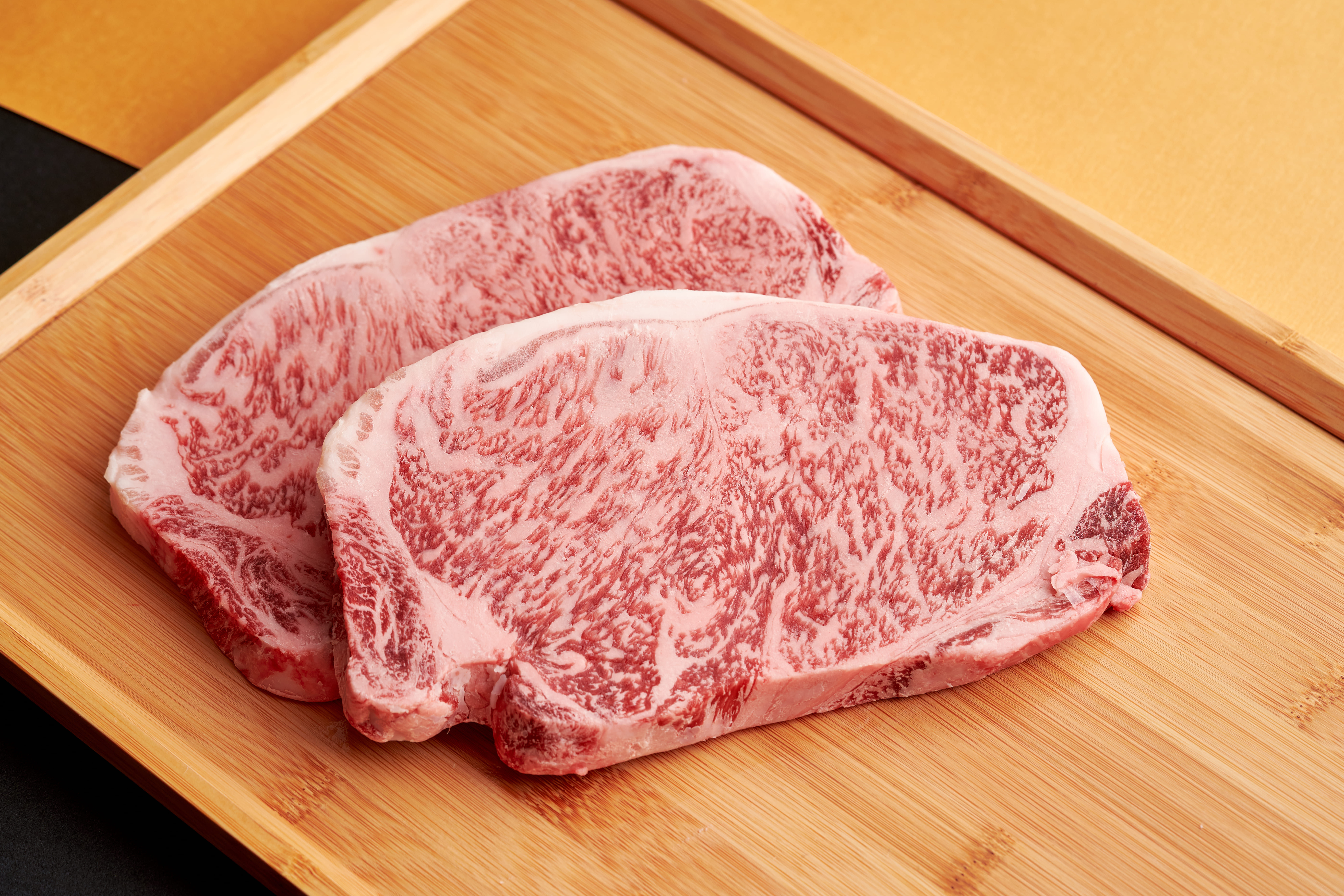 御前宴日本 A5 和牛與活龍蝦板前鐵板料理